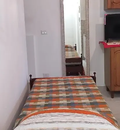 Francesca Nel Blu Dipinto Di Blu Apartamento *
